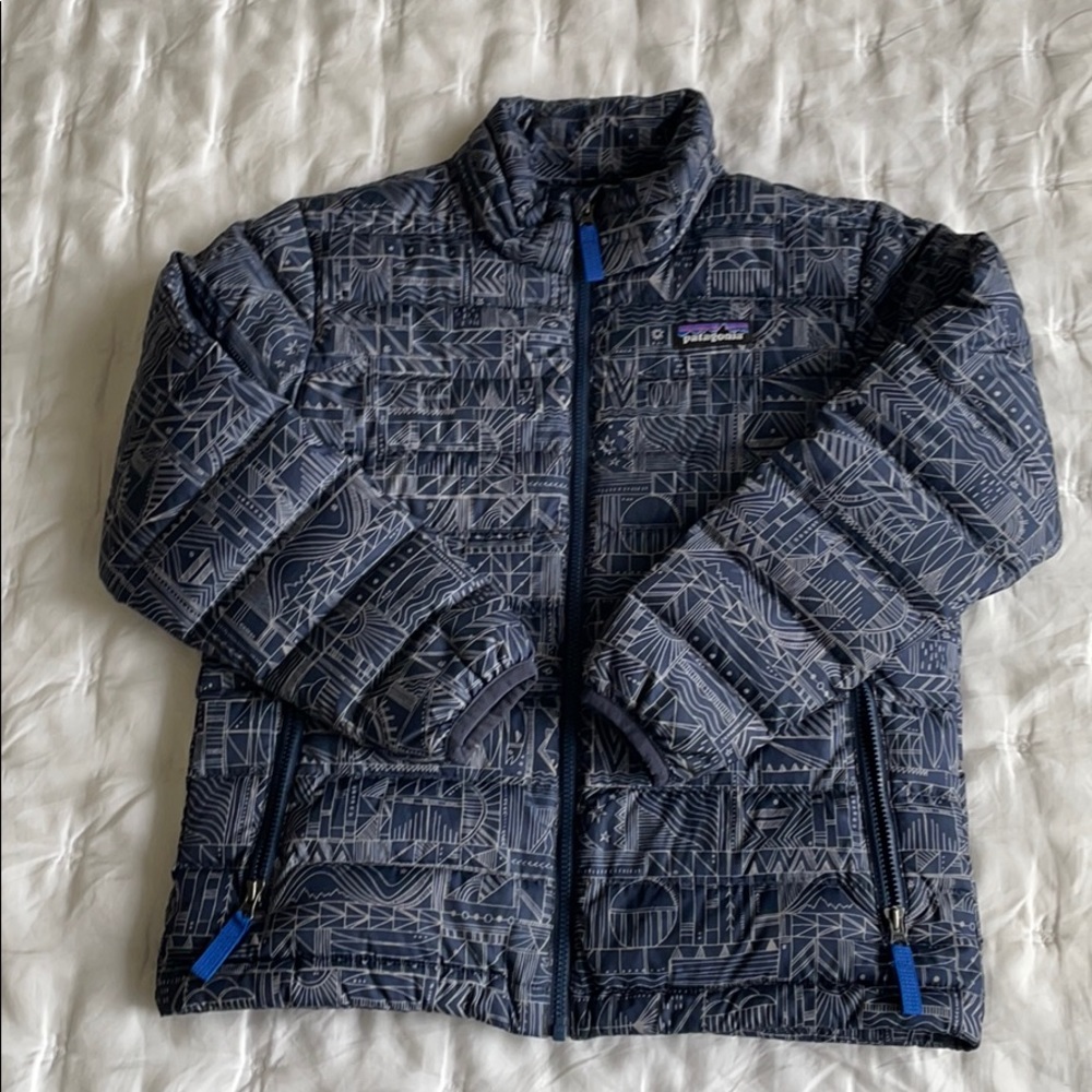 Boys Patagonia down puffer jacket/sweater